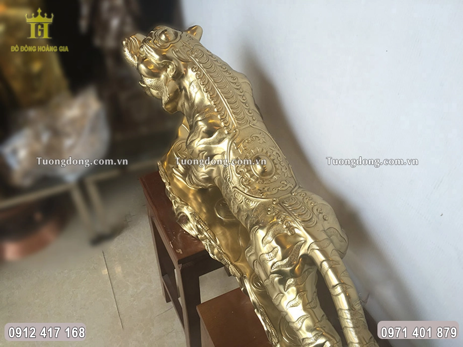 Hình ảnh linh vật hổ từ phía trên